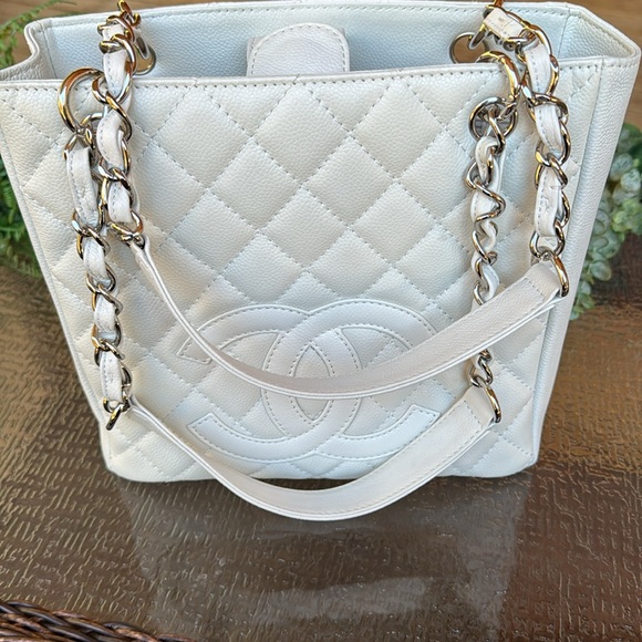 CHANEL WHITE CAVIAR PETITE SHOPPING BAG - Picture 2 of 9